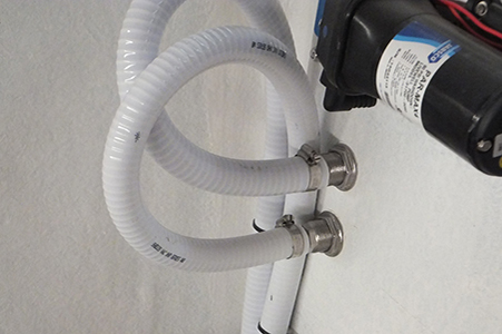 stainless thrugh hull01